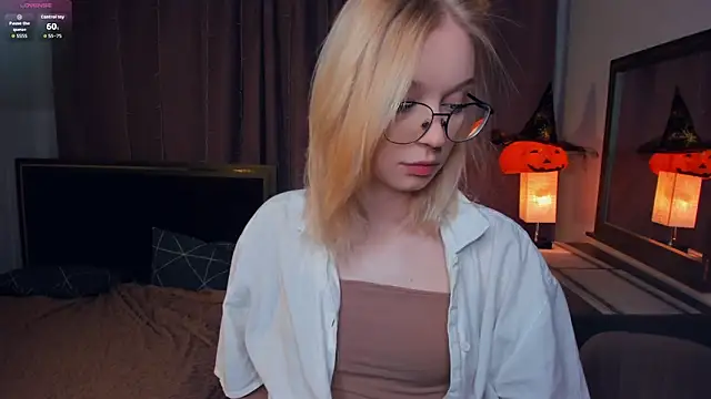 ShanelTunon online show from 31, 10, 2025