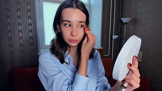 Snapshot of JacalynSchreiber chatting on 10, 11, 2025 JacalynSchreiber online show from 10, 11, 2025