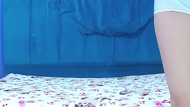 aperlacandycm01 online show from 11, 11, 2025