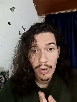 Snapshot of OnixAgata0 chatting on 9, 11, 2025 OnixAgata0 online show from 9, 11, 2025