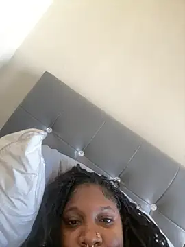 Snapshot of onlyymisha chatting on 1, 11, 2025 onlyymisha online show from 1, 11, 2025