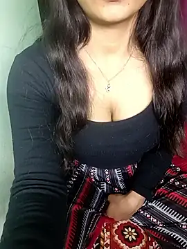 Snapshot of Hey_shiviii chatting on 24, 2, 2026 Hey shiviii online show from 24, 2, 2026