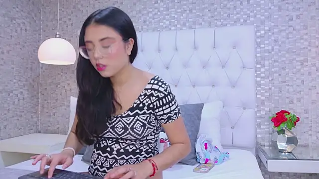 ScarlettPetrova online show from 29, 11, 2025