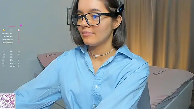 Snapshot of Xo_Laura chatting on 18, 1, 2026 Xo Laura online show from 18, 1, 2026