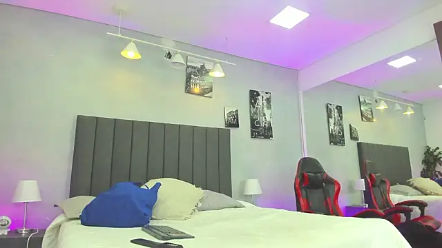 kendra london online show from 14, 3, 2026