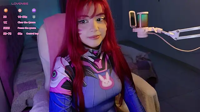 Snapshot of EmillieX chatting on 9, 11, 2025 EmillieX online show from 9, 11, 2025