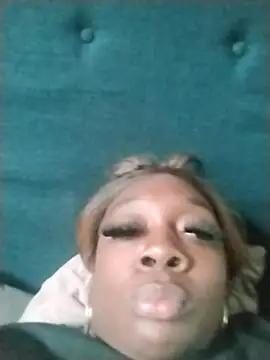 BiancaClarkson online show from 11, 11, 2025