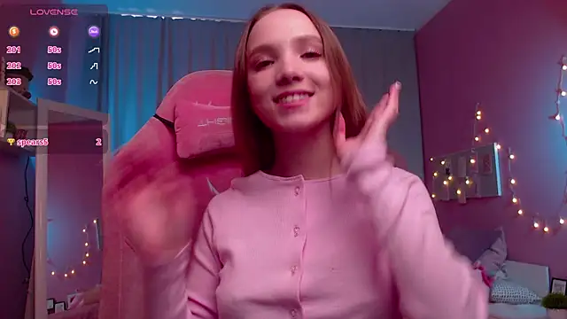 Adria Arjona online show from 16, 4, 2026