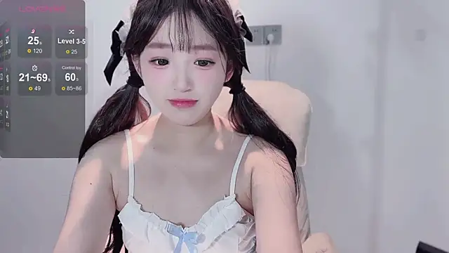 Yaiyigirl online show from 23, 11, 2025