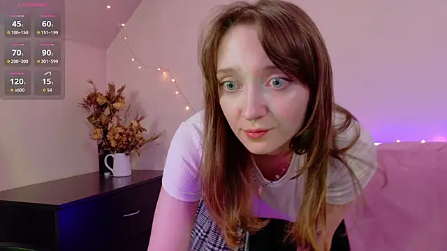 TinyMuse  online show from 22, 11, 2025