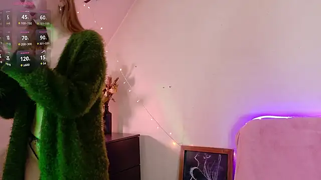 TinyMuse  online show from 2, 12, 2025