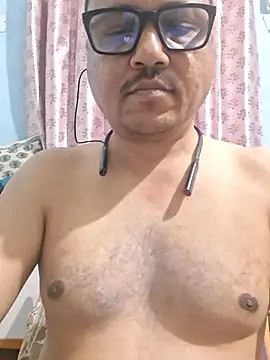 Snapshot of suraj696 chatting on 26, 5, 2026 suraj696 online show from 26, 5, 2026