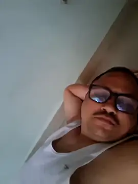 Snapshot of suraj696 chatting on 17, 6, 2026 suraj696 online show from 17, 6, 2026
