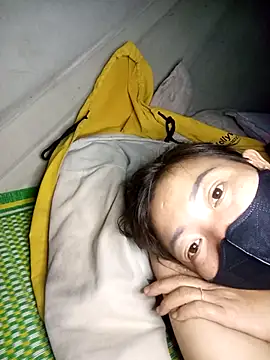 Mami xxx online show from 27, 11, 2025