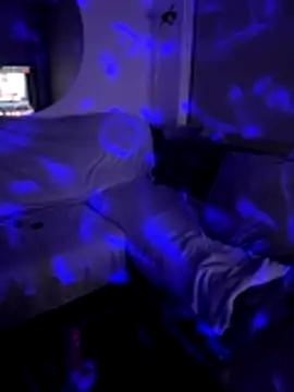 Snapshot of vikingcatbisexual chatting on 21, 11, 2025 vikingcatbisexual online show from 21, 11, 2025