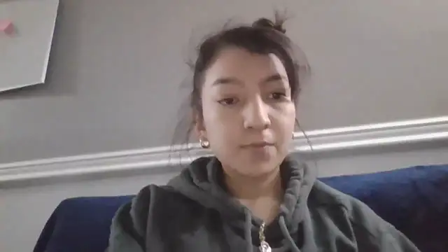 Snapshot of Jowsie chatting on 3, 11, 2025 Jowsie online show from 3, 11, 2025