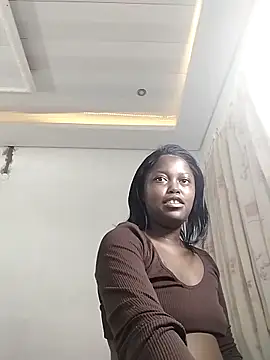 Snapshot of SweetSavage18 chatting on 17, 12, 2025 SweetSavage18 online show from 17, 12, 2025