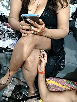 Snapshot of fuckgirl143143 chatting on 19, 12, 2025 fuckgirl143143 online show from 19, 12, 2025
