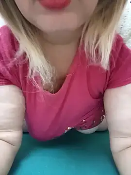 Snapshot of sdlmona chatting on 5, 11, 2025 sdlmona online show from 5, 11, 2025