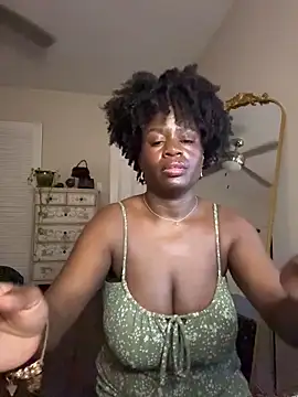 ladiosa selene online show from 5, 3, 2026