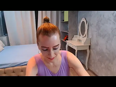 Snapshot of AnneDevrim chatting on 6, 11, 2025 AnneDevrim online show from 6, 11, 2025