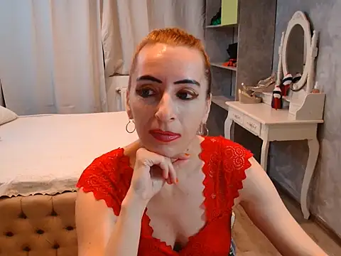 Snapshot of AnneDevrim chatting on 13, 11, 2025 AnneDevrim online show from 13, 11, 2025