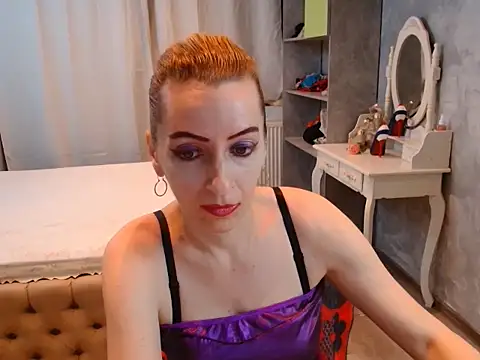 Snapshot of AnneDevrim chatting on 29, 11, 2025 AnneDevrim online show from 29, 11, 2025