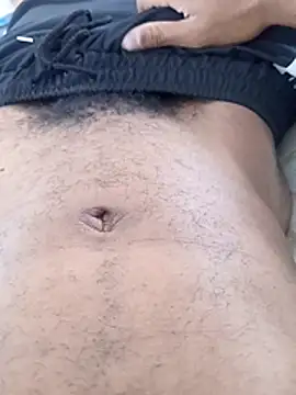 Snapshot of UNCLEZESTYY chatting on 26, 11, 2025 UNCLEZESTYY online show from 26, 11, 2025