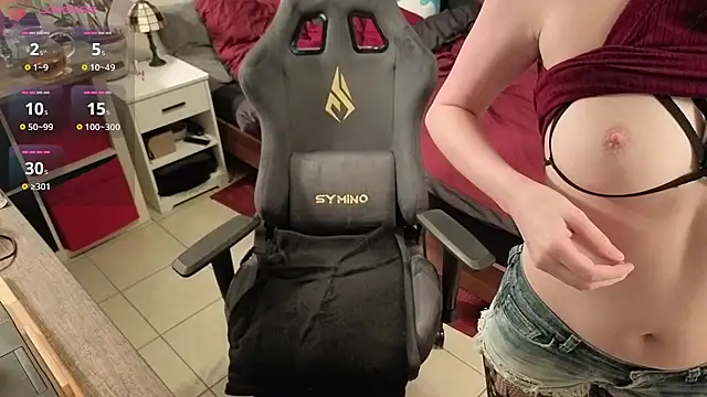 ScarletKitsunyaa online show from 27, 11, 2025