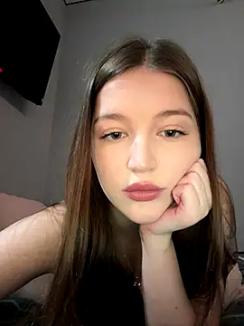 Snapshot of hopbunny chatting on 9, 11, 2025 hopbunny online show from 9, 11, 2025