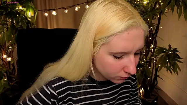 JoanneSmith online show from 22, 12, 2025