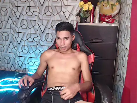 Snapshot of mrsexyteens chatting on 15, 11, 2025 mrsexyteens online show from 15, 11, 2025