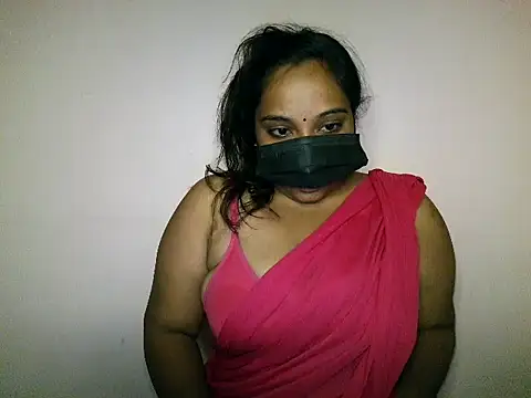 Snapshot of Mathi_cam chatting on 8, 7, 2026 Mathi cam online show from 8, 7, 2026