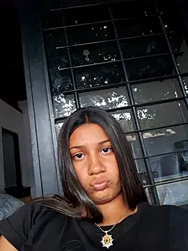 lapicarona18 online show from 2, 12, 2025