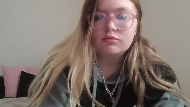 Snapshot of borderline_mutt chatting on 17, 11, 2025 borderline mutt online show from 17, 11, 2025