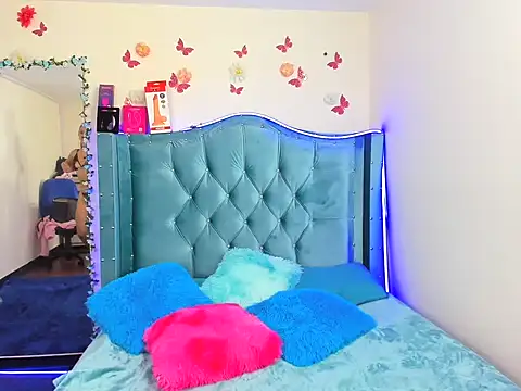 Snapshot of Aurora_sky9 chatting on 28, 11, 2025 Aurora sky9 online show from 28, 11, 2025