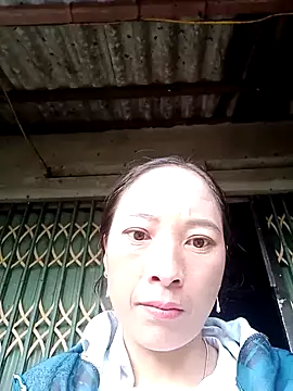 Snapshot of oanh-oanhbay chatting on 5, 11, 2025 oanh-oanhbay online show from 5, 11, 2025