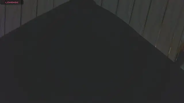 Snapshot of Suarezz10_ chatting on 15, 11, 2025 Suarezz10 online show from 15, 11, 2025