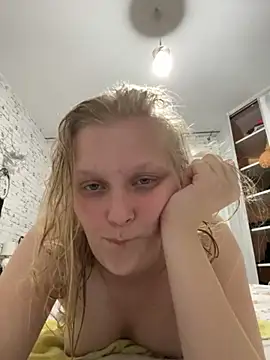 hotgoodgirll online show from 1, 12, 2025