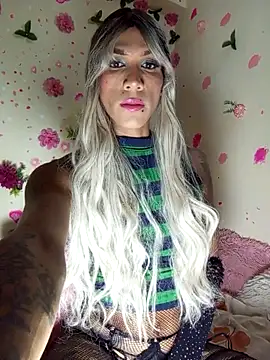 Snapshot of Sthefy_luna131 chatting on 22, 11, 2025 Sthefy luna131 online show from 22, 11, 2025