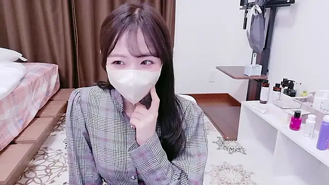 -aotan- online show from 25, 11, 2025