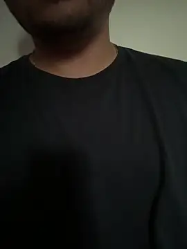 Qwert9012 online show from 4, 11, 2025