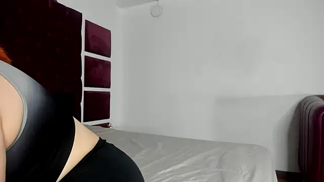 Snapshot of RossMildrey chatting on 9, 6, 2026 RossMildrey online show from 9, 6, 2026