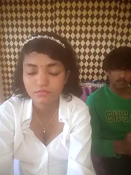 Freakingromance online show from 12, 4, 2026