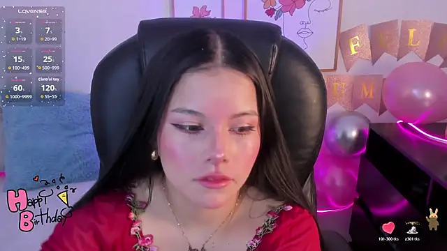 Snapshot of violettabond chatting on 10, 11, 2025 violettabond online show from 10, 11, 2025