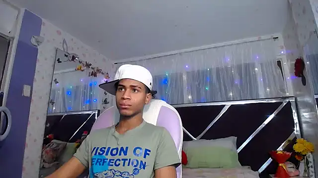 Santy bigcock 01 online show from 12, 6, 2026