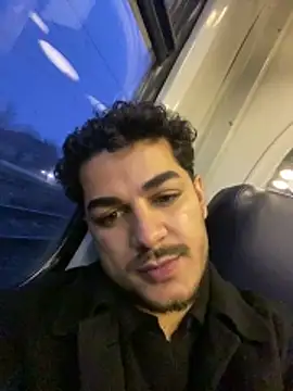 MorenoVelvet online show from 20, 12, 2025