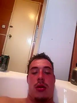 Snapshot of Carlostosssss chatting on 4, 11, 2025 Carlostosssss online show from 4, 11, 2025