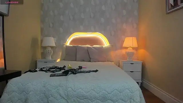 Snapshot of annie__20 chatting on 15, 11, 2025 annie 20 online show from 15, 11, 2025