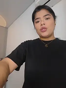 Snapshot of annie__20 chatting on 5, 12, 2025 annie 20 online show from 5, 12, 2025